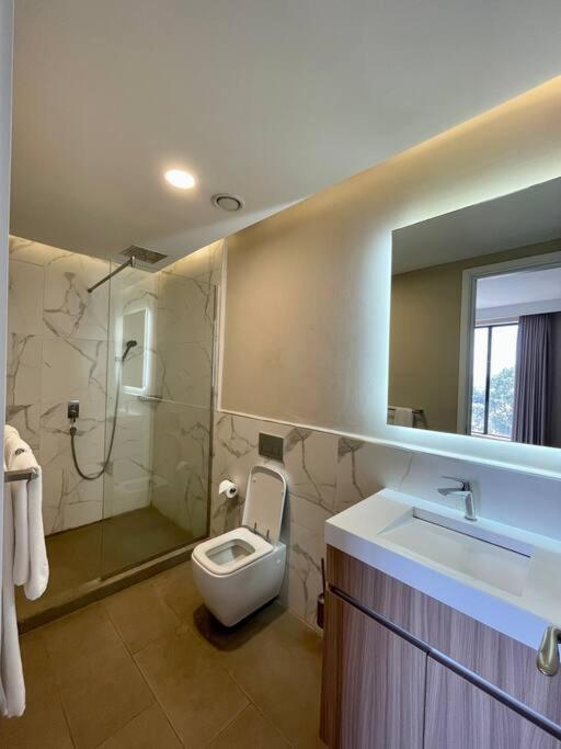 A Scenic Escape Within Nairobi Apartment Exterior photo